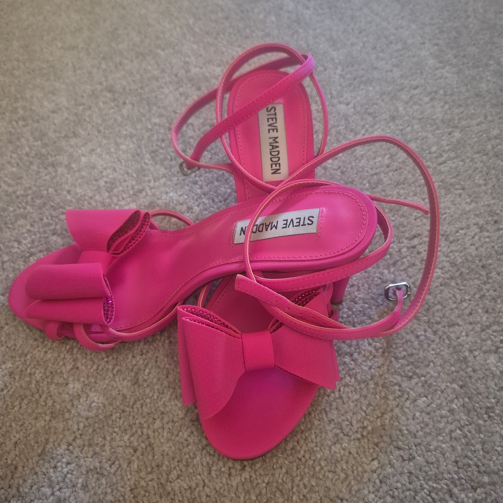 Steve Madden Pink Bow Sandals